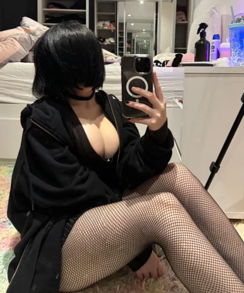Thumbnail EngineeringThin Returns: The Comeback Journey | Nude Selfie