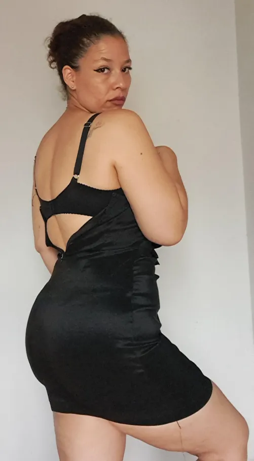 Thumbnail Accentuating Curves in a Stunning Dress - Pandora_lim's Seductive Style Journey | Tight Dresses