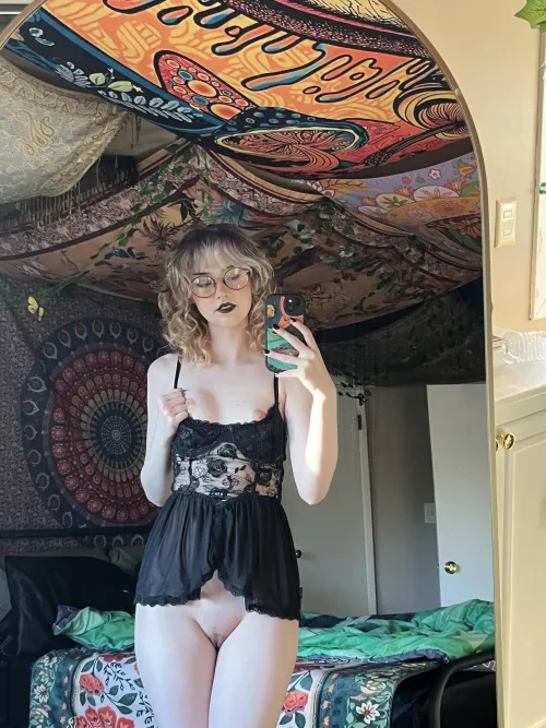 Thumbnail Babuggyboo: No Panties <3 | Emogirls