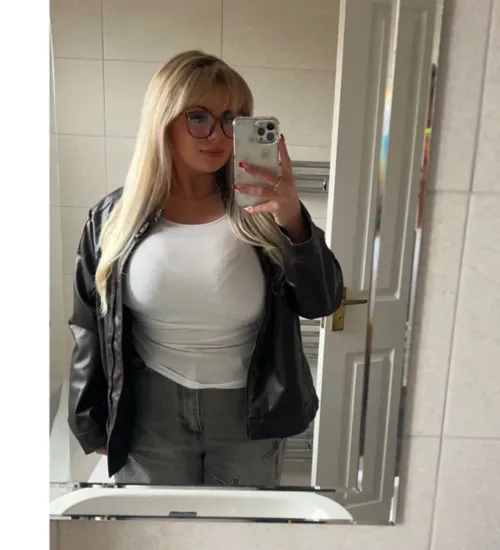 Thumbnail Temptation Personified: Dave0356's Busty Blonde Glimpse