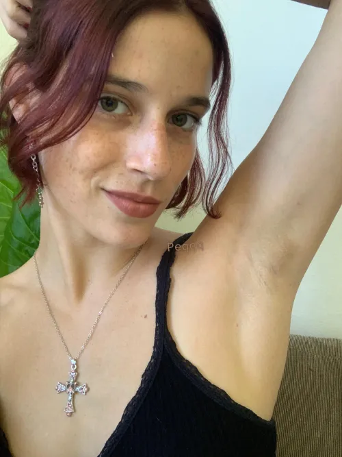 Thumbnail Discover 'Freshly Shaved' by peqqqqqq: An Armpit Fetish Delight