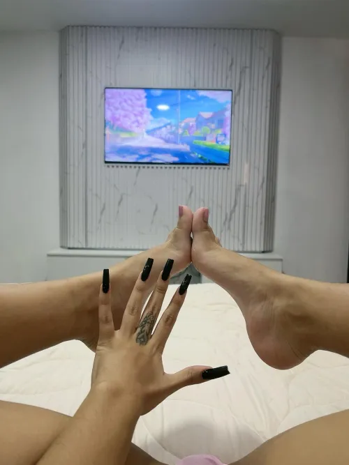 Thumbnail Colorful Nail Love: Dive into nailFetish with miakissm