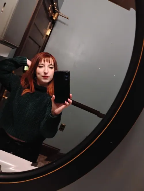Thumbnail i23ilovecats' Girls Night Glamour in MirrorSelfie