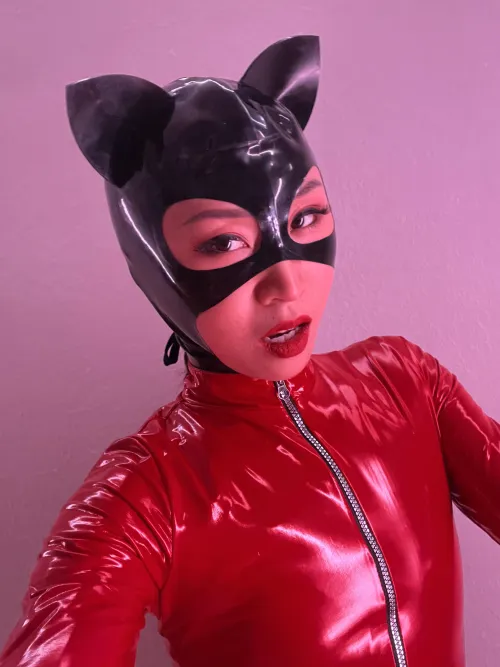 Thumbnail HelloMissyMissy Rocks Catwoman Latex Hood & Red PVC in ShinyPorn