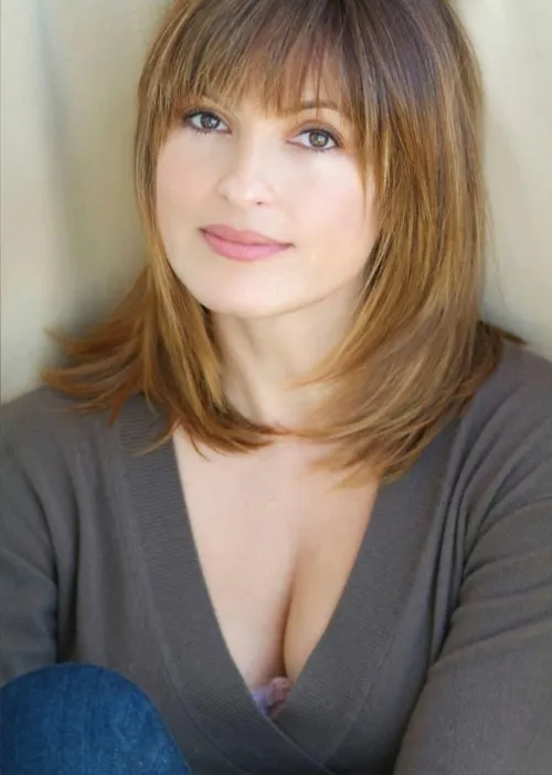 Thumbnail pmb0077's Captivating Capture - Mariska Hargitay's Star Charm