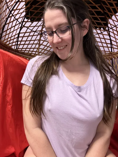 Thumbnail Embrace the Flirt: I Love Catching People Looking by Scarletttfoxx