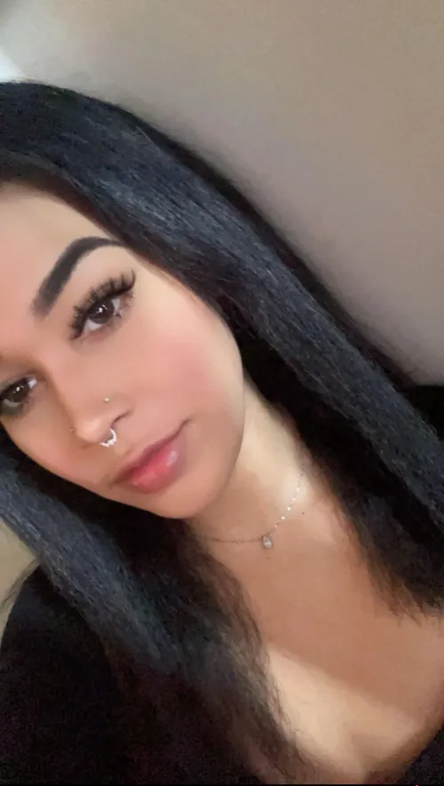 Thumbnail Nigerian-Canadian Beauty: A Blend of Cultures