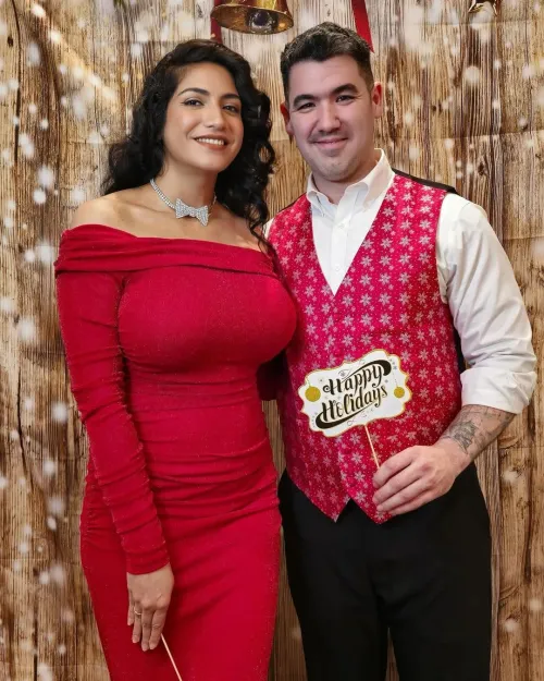 Thumbnail Ravishing in Red: A Bold Statement by PutinIsThicc