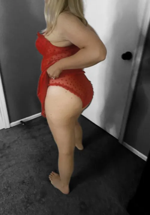 Thumbnail Discover Cheeky Encounters with NaughtyWives Community