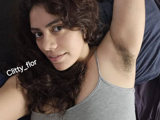 Thumbnail Clitty_flor's Armpit Appreciation: Raise Your Hand!