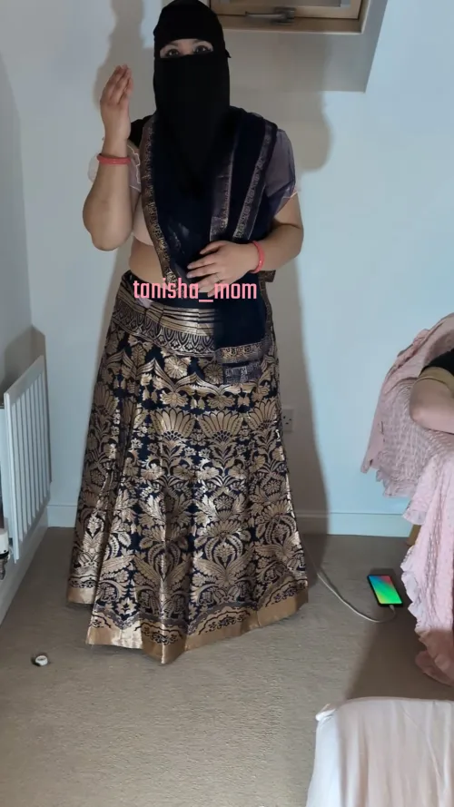 Thumbnail Submitting to: tanisha_mom's Superior White Cock