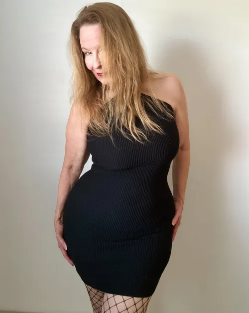 Thumbnail LBD Glamour Plans: 63f's Saturday Night by exiteighty | Gilf Category