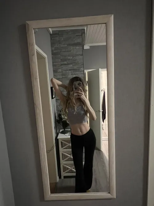Thumbnail Morning Beauty: Sensual Wake-Up Calls with SexyLinnea | SweNsfw