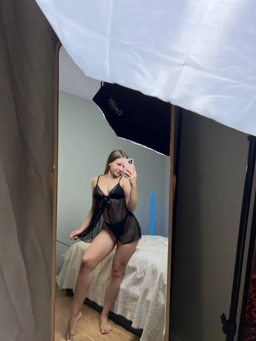 Thumbnail Comfortable Sleep Dress: Mirror Selfie by Luna_Juicy