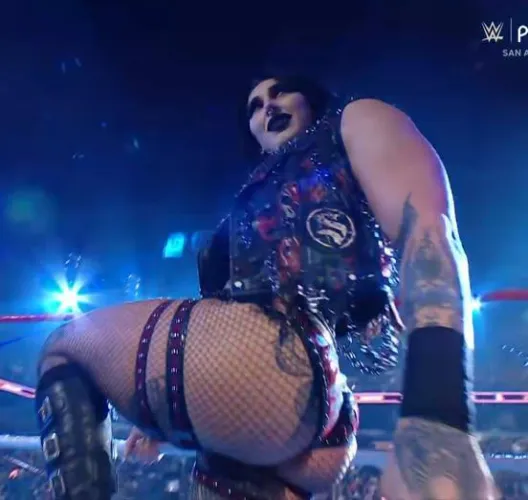Thumbnail Scarface112 Explores Rhea Ripley's Impact on Celebrity Butts