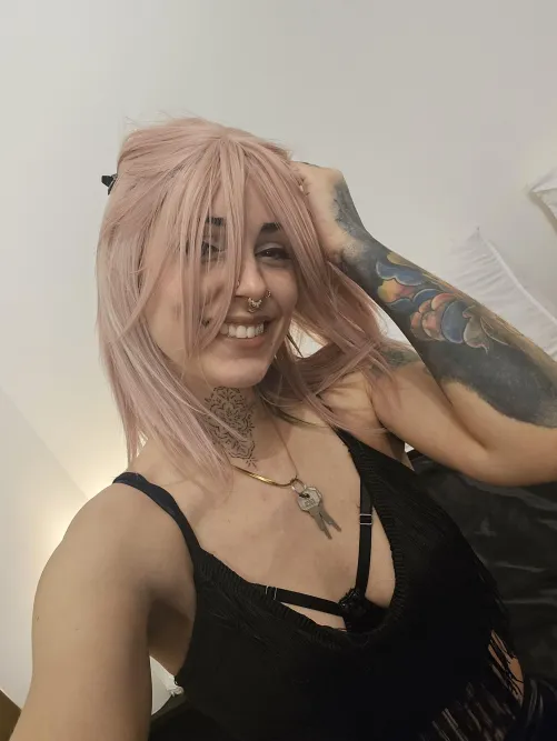 Thumbnail hexie_ink's Inquiry: Is This Considered Neon? Exploring Hair Shades