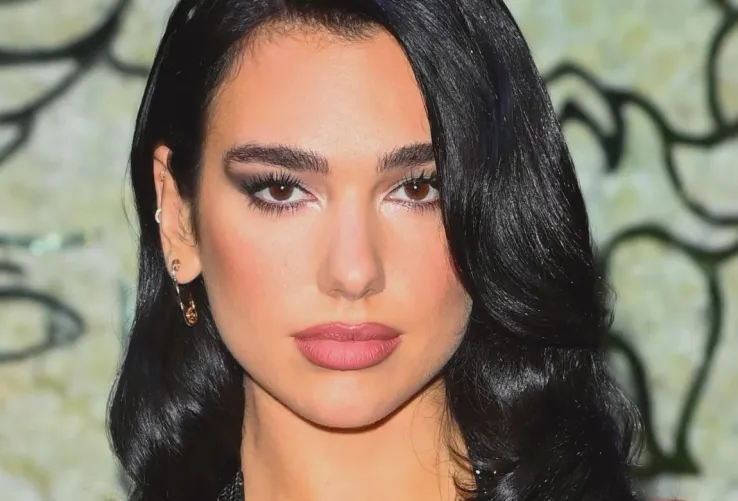 Thumbnail All About Dua Lipa's Allure by ProductOk5970 | PrettyGirls