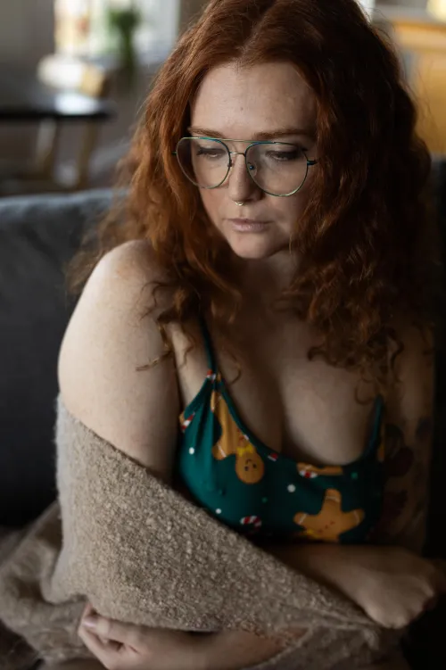 Thumbnail From Sfw to Spicy: Unveiling the Transformation by thelegogoddess_ | InstagramHotties