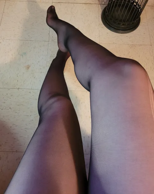 Thumbnail Nylon Elegance: Styling Your Legs | bluegirlfrommars | legs