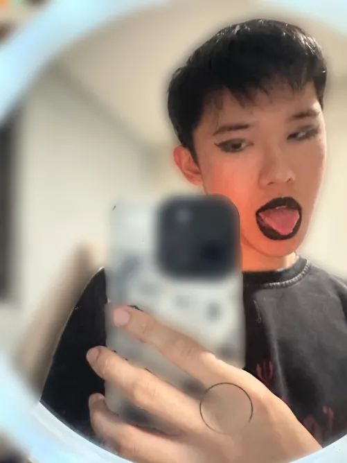 Thumbnail Goth Femboys - Unleash Your Desires with Vipezgal2 | asiansissification Category