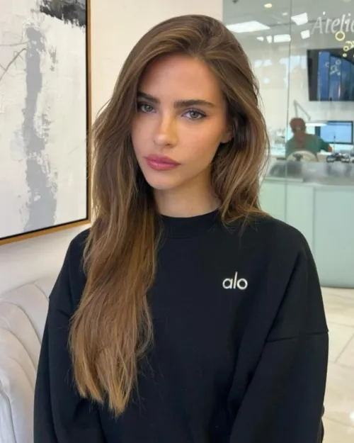 Thumbnail Bridget Satterlee: Unveiling Beauty in the Realm of PrettyGirls by Environmental_Log418