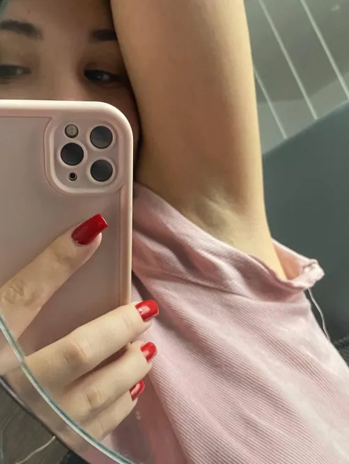 Thumbnail Gentle Pleasures: Kissing Smooth Armpits with ankagoddess