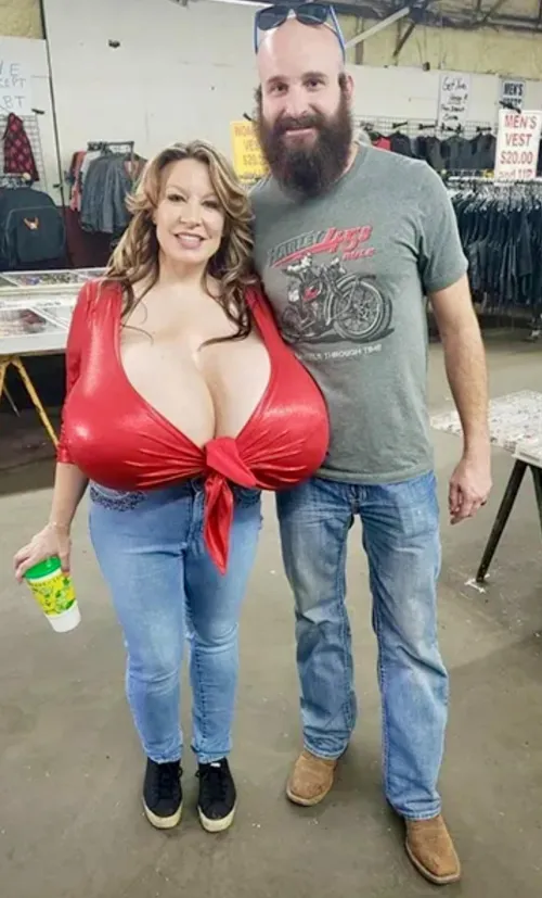 Thumbnail She Was Amazing: A Review by redditor_2075 in MonsterTits Category