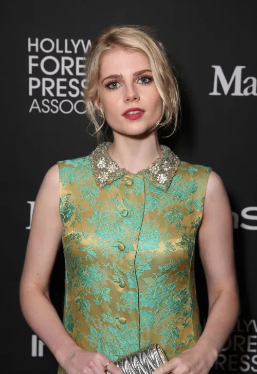 Thumbnail Lucy Boynton by RaymondLeggs: PrettyGirls Highlight