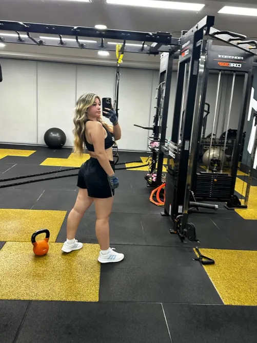 Thumbnail Insane Workout by milkshake_bootyL from SweatyGirls