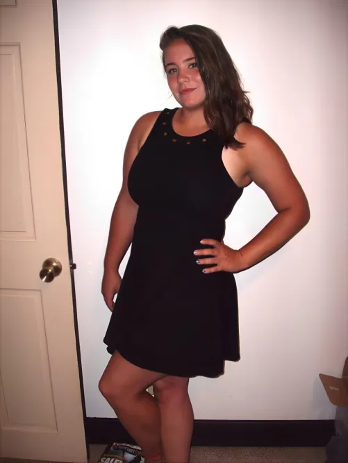 Thumbnail Weekend Outfit Memoirs: A Story by LilButThicc in the Chubby Category