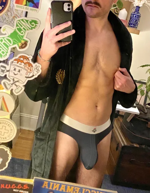Thumbnail 38 Gay Open Robe Bulge: Insider Look at Bulge World