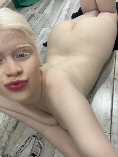 Thumbnail Cute Teen Booty Beauty Revealed by Mystic_Mariposa
