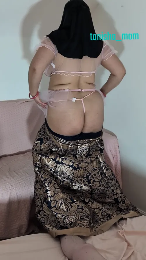 Thumbnail Embracing Confidence: That Fat Hijabi Ass by tanisha_mom in HungryButts