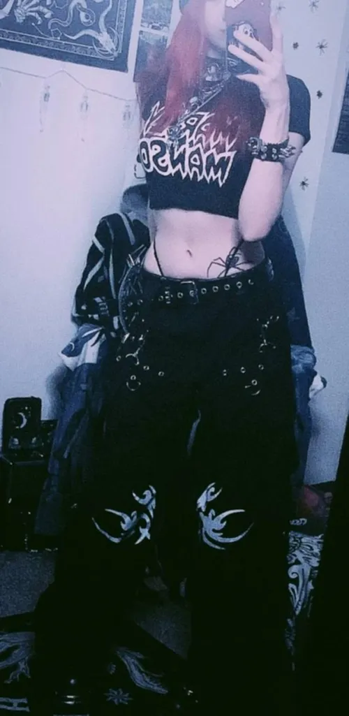 Thumbnail Unleashing Your Dark Temptation: Marilyn Vibes with Lace and Leather