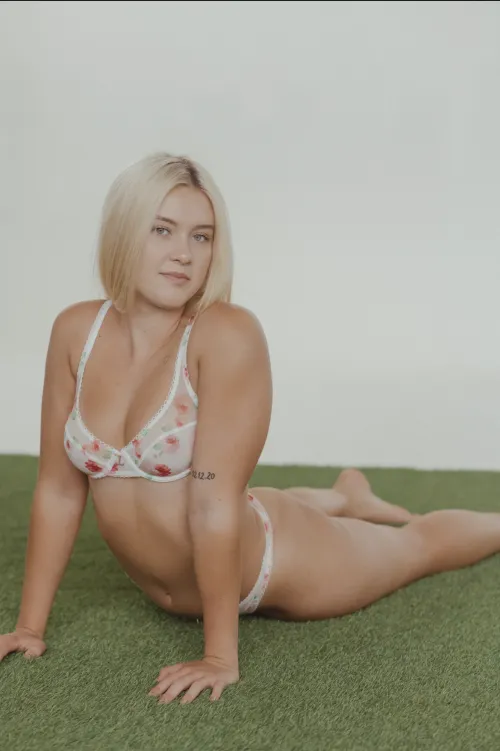 Thumbnail Leg Stretch Time: Follow 'Give My Legs a Good Stretch' by playfulblondiexx | Legs
