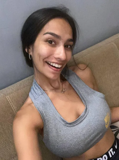 Thumbnail SorrelSpice: Absolute Beauty in 2busty2hide - 2busty2hide