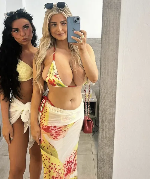 Thumbnail Ok-Reputation-8578's discovery: Bigtitsinbikinis - So heavy