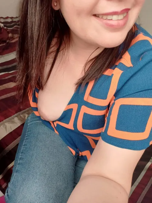 Thumbnail Ready for You: Discovering Naturaltitties with Seductive_Samyra