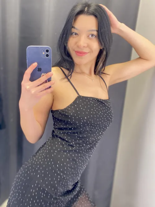 Thumbnail Your_Tessa_ Strikes a Pose in the Chosen Dress in Mirror Selfie