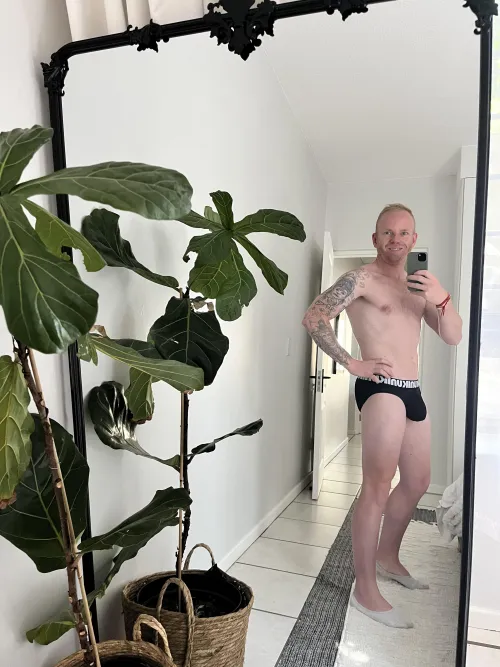 Thumbnail 34 Gay Sexy Mood - Author: Milandvdm in Bulges Category