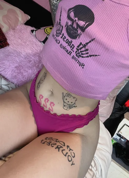 Thumbnail Meet Adorable_Girls: Small in Size, Big in Personality by duckode