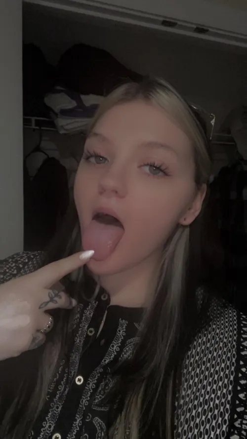 Thumbnail Desire for Your Cum: Discover the Urgency