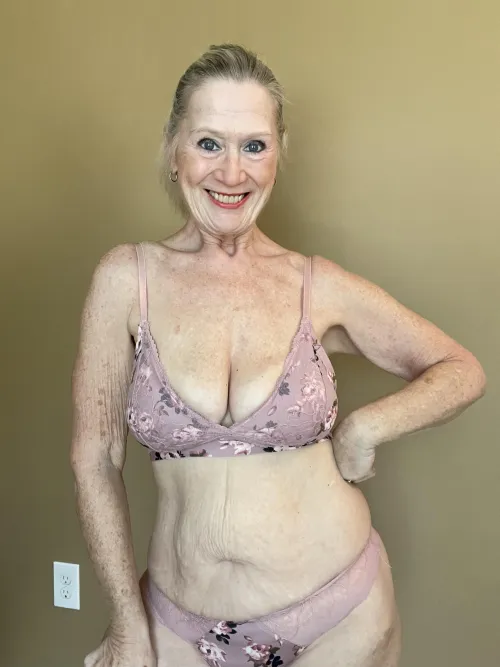 Thumbnail Breaking Stereotypes: 'Never Thought I'd Be a 67-Year-Old Adult Model' by DaniDmom1