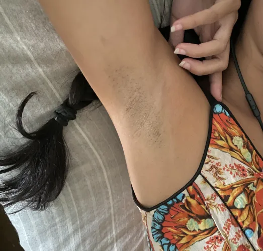 Thumbnail Loletlolita's Many Flavors for Your Armpit Fetish