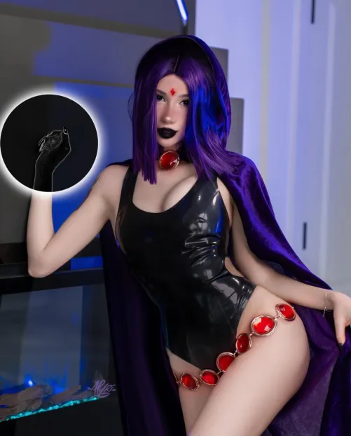 Thumbnail Teen Titan Transformation: Raven by Alyri | ThaK0bra