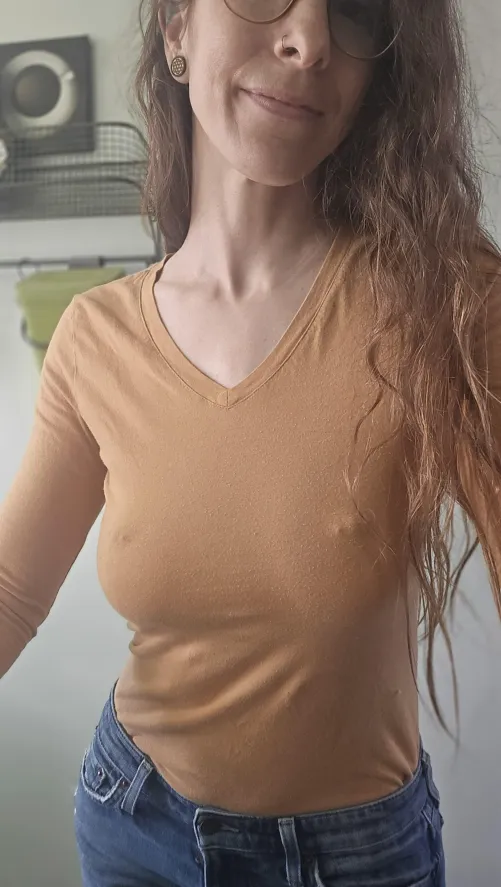 Thumbnail Good Morning World: Embracing Braless Beauty | Braless Category