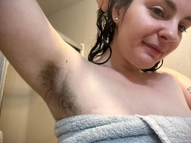 Thumbnail Sweaty Armpits vs. Freshly Washed Pits: A Surprising Comparison by me00ww