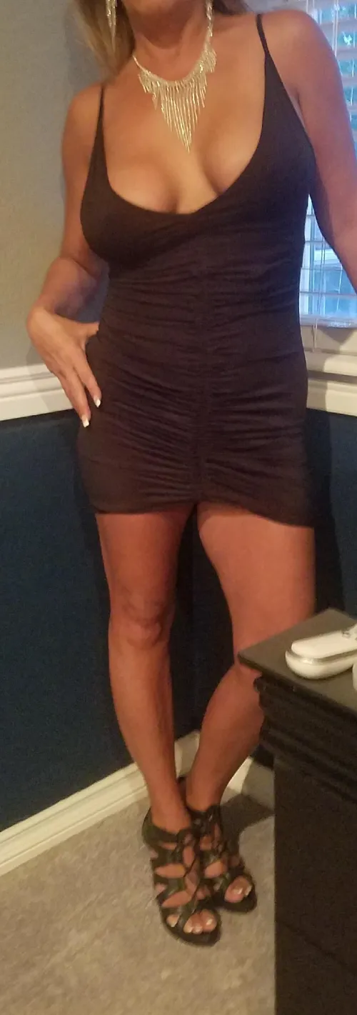 Thumbnail Winter_Occasion_8566: Hot Wife Style in Fort Collins Tight Dresses