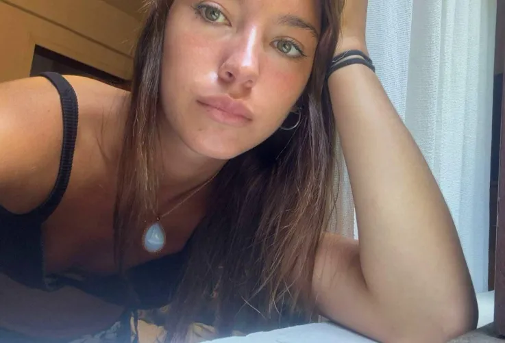 Thumbnail loveinmotion_ Asks How Well a Top Suits in Croptopgirls Category