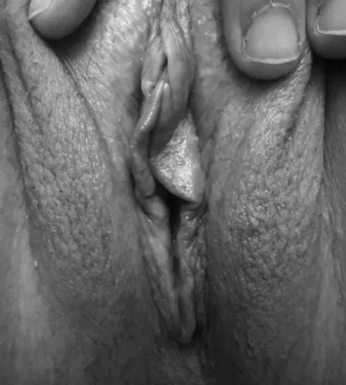 Thumbnail Intimate Encounters: 'Extra Super Close Up' by laceandlegs224